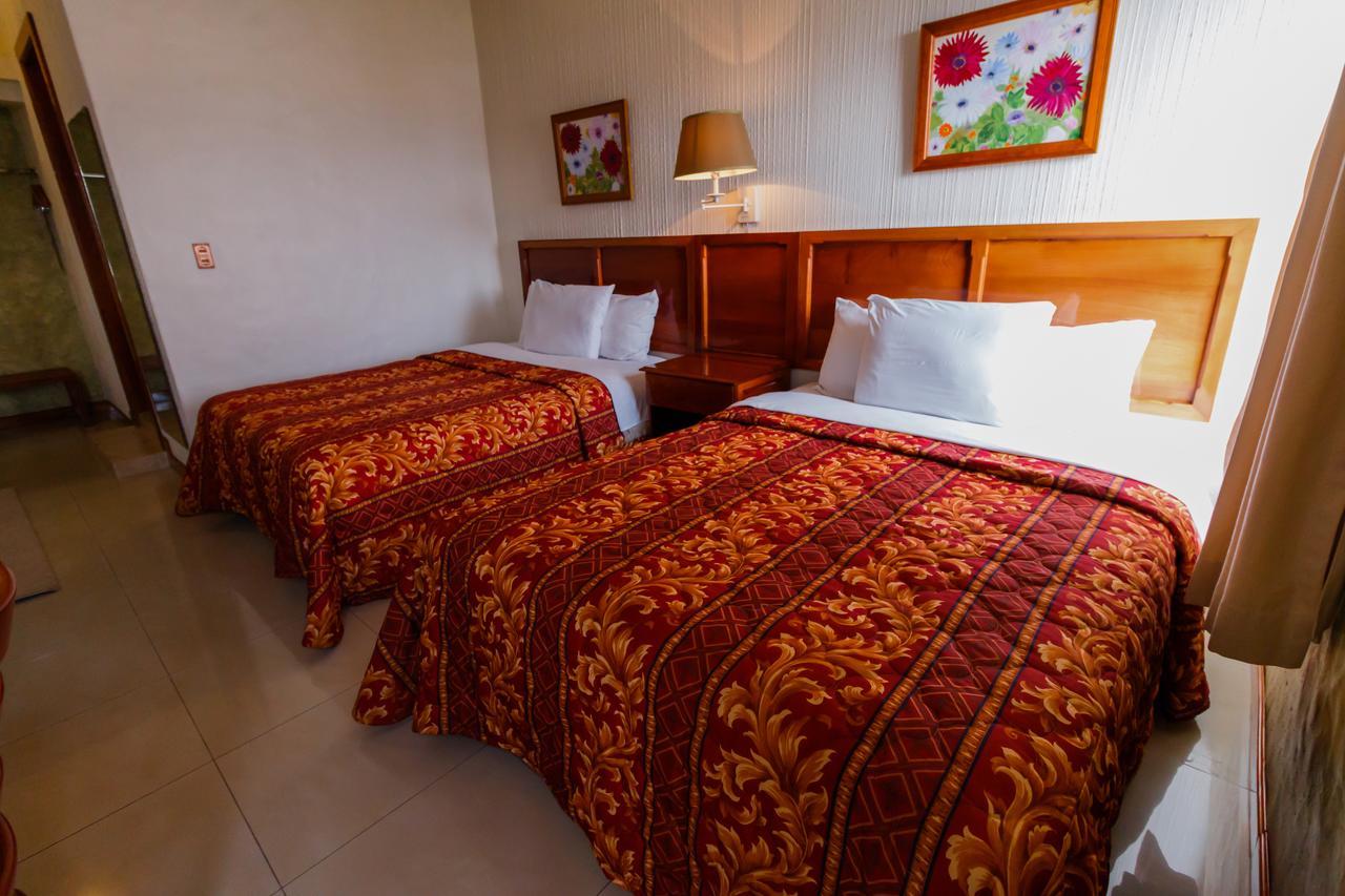 Hotel Anna Inn Olintepeque Oda fotoğraf
