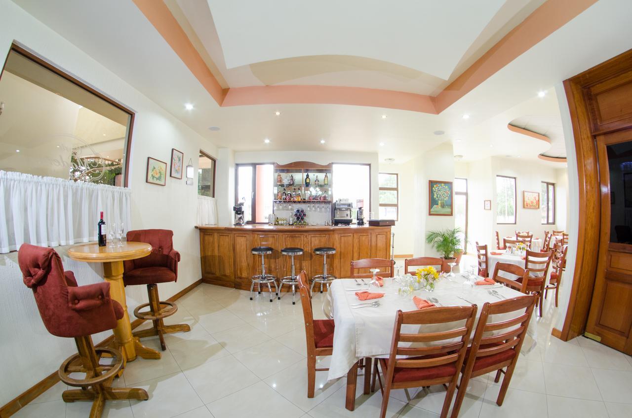 Hotel Anna Inn Olintepeque Dış mekan fotoğraf
