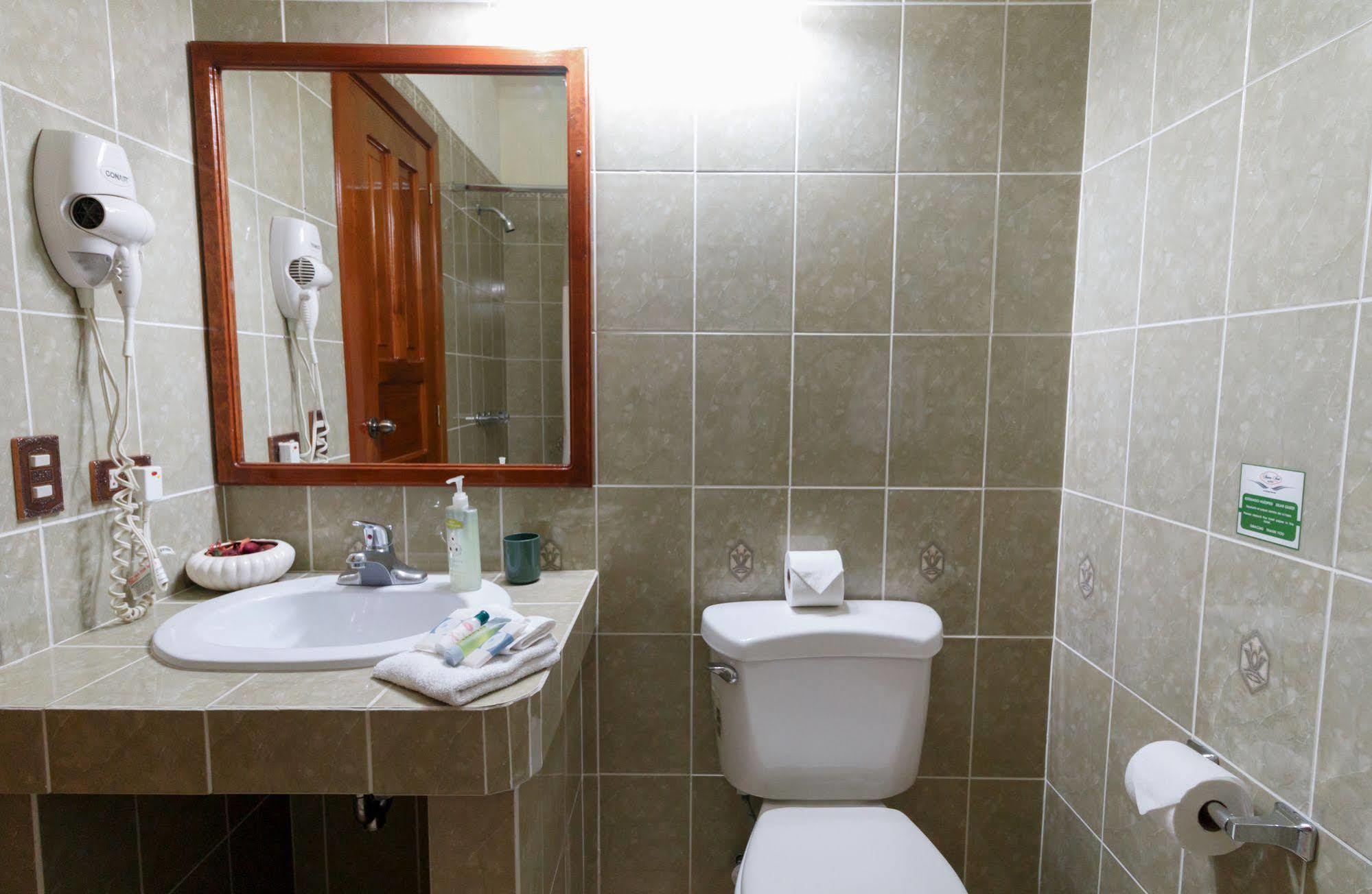 Hotel Anna Inn Olintepeque Dış mekan fotoğraf